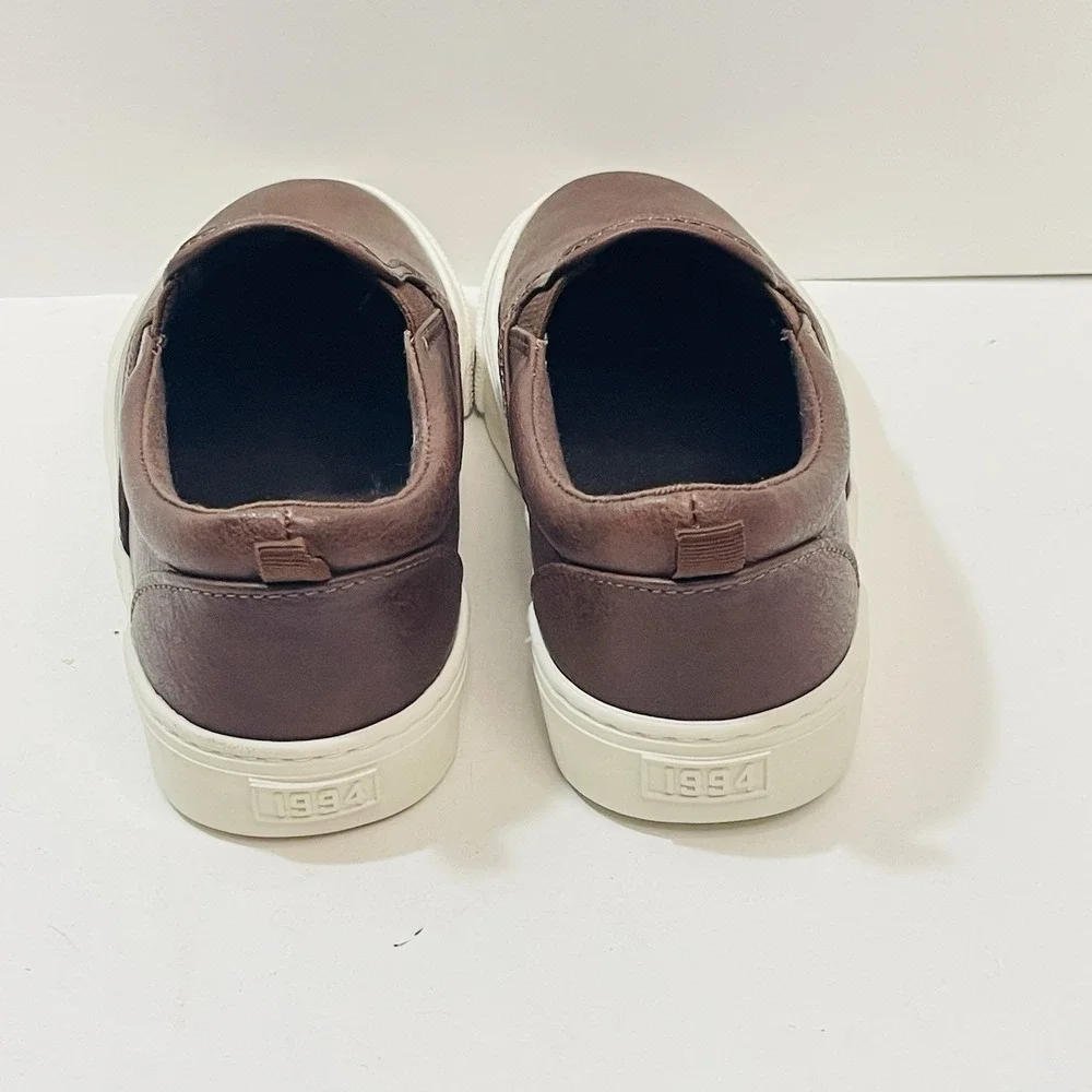 Old Navy Faux‎ Leather Youth Boy Slip On Brown Loafers Size 3